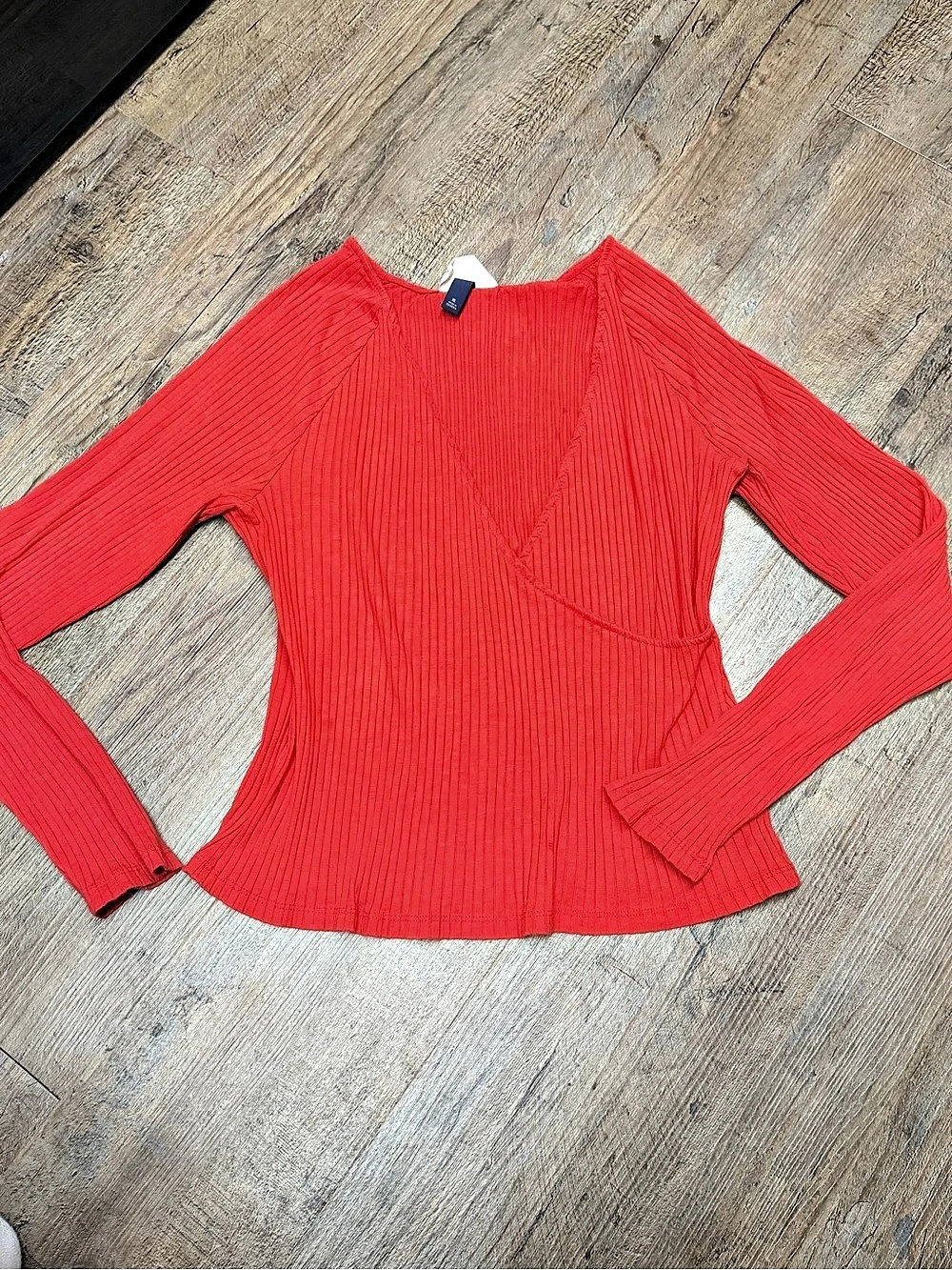 Universal Thread Red Ribbed Wrap Front Top Size XL - Picture 2 of 10